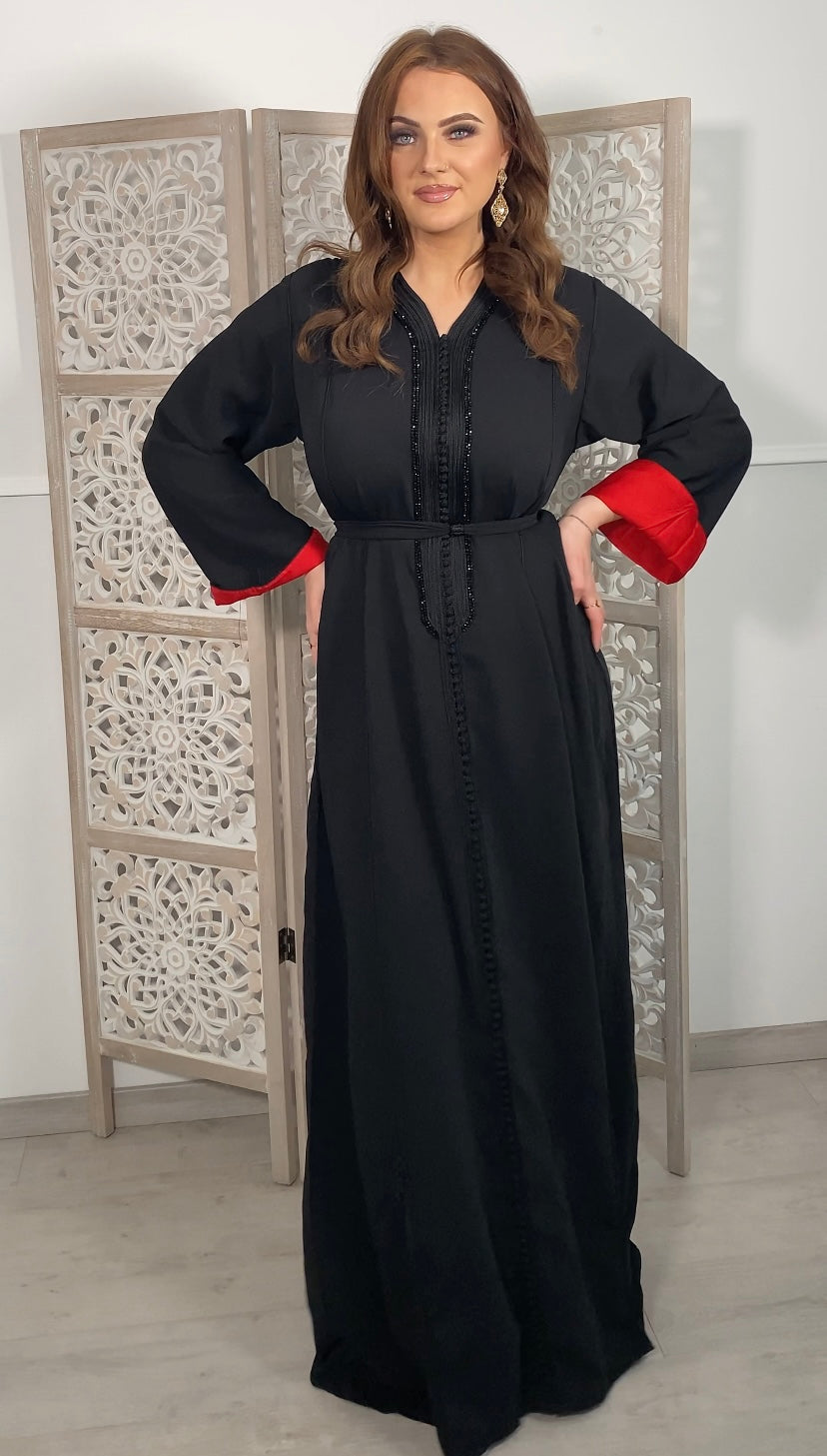 Caftan Manal, Noir